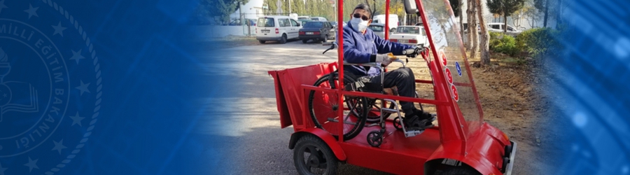 Ziya İlhan Dağdaş Mesleki ve Teknik Anadolu Lisesi Makine Öğretmeni Emin Nejat Doğan ve öğrencileri tarafından engellilere dağıtılması için hazırlanan engelli aracının prototipi tanıtıldı.