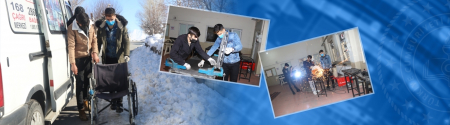 Kazım Karabekir Mesleki ve Teknik Anadolu Lisesi öğrencileri, öğretmenlerinin desteğiyle evlerinde ziyaret ettikleri engellilerin tekerlekli sandalyelerini onarıp bakımını yaparak gönüllere dokunuyor.