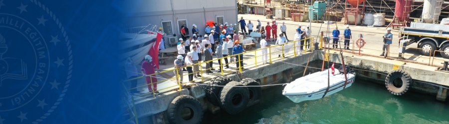 Meslek Liselilerin Yaptığı Tekne, Marmara Denizi'yle Buluştu