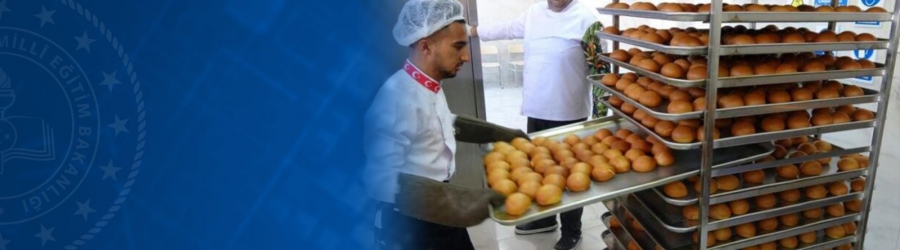 Meslek Lisesi Öğrencileri Günde 4 Bin 850 Adet Ekmek Üretiyor