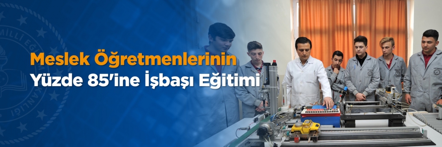 MEB, mesleki ve teknik ortaöğretimde son iki yılda attığı adımların sürdürülebilirliğinin sağlanması ve alandaki güncel gelişmelerin takip edilmesi adına öğretmenlerinin, işbaşı ve mesleki gelişim eğitimleriyle ilgili kapsamlı bir paket hazırladı.