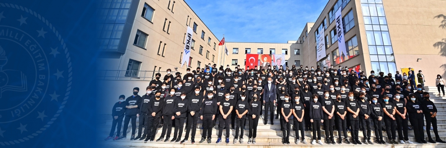 Bakan Özer, Haydarpaşa Meslekî ve Teknik Anadolu Lisesinin Açılışına Katıldı