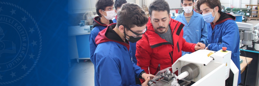 Meslek Lisesi, Güneş Enerjisiyle Çalışan Kompost Makinesi Geliştirdi